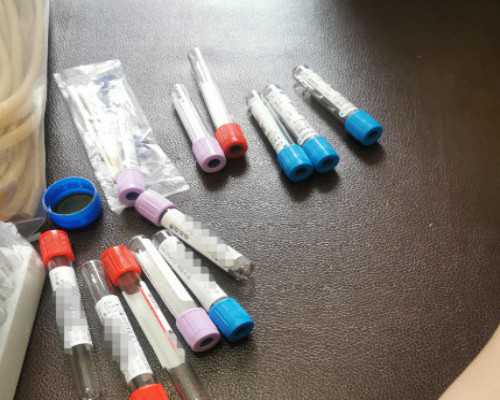 潘家园古玩市场鉴定中心,八字测命上等八字富贵女命的特征