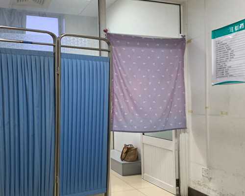 兰州古玩交易市场在哪里_女孩儿与花与鸟