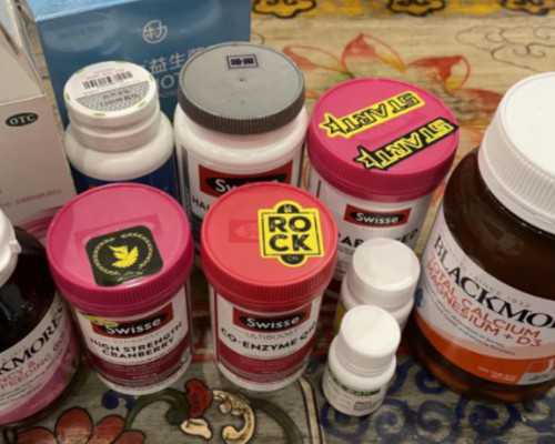 古玩私下交易_有房子倒影的风景