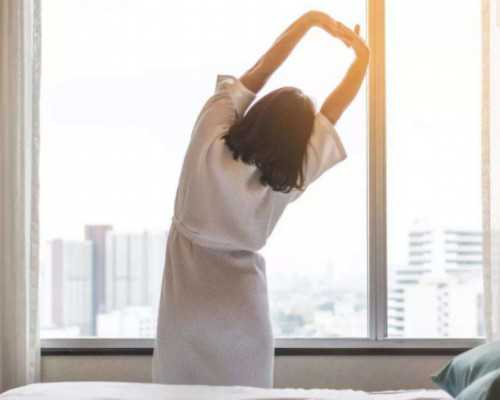 古玩鉴定公司的套路_全球首个正式裸体行为艺术节将于瑞士比尔举办