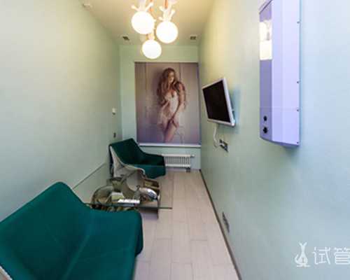 香港验血胎儿孕囊要多大,高龄女性赴泰国试管，应如何提高成功率?