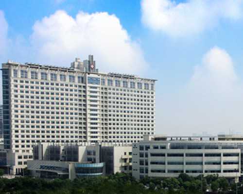 刚怀孕能不能香港验血_香港能查怀孕一个多月的宝宝性别吗_有什么需要注意的